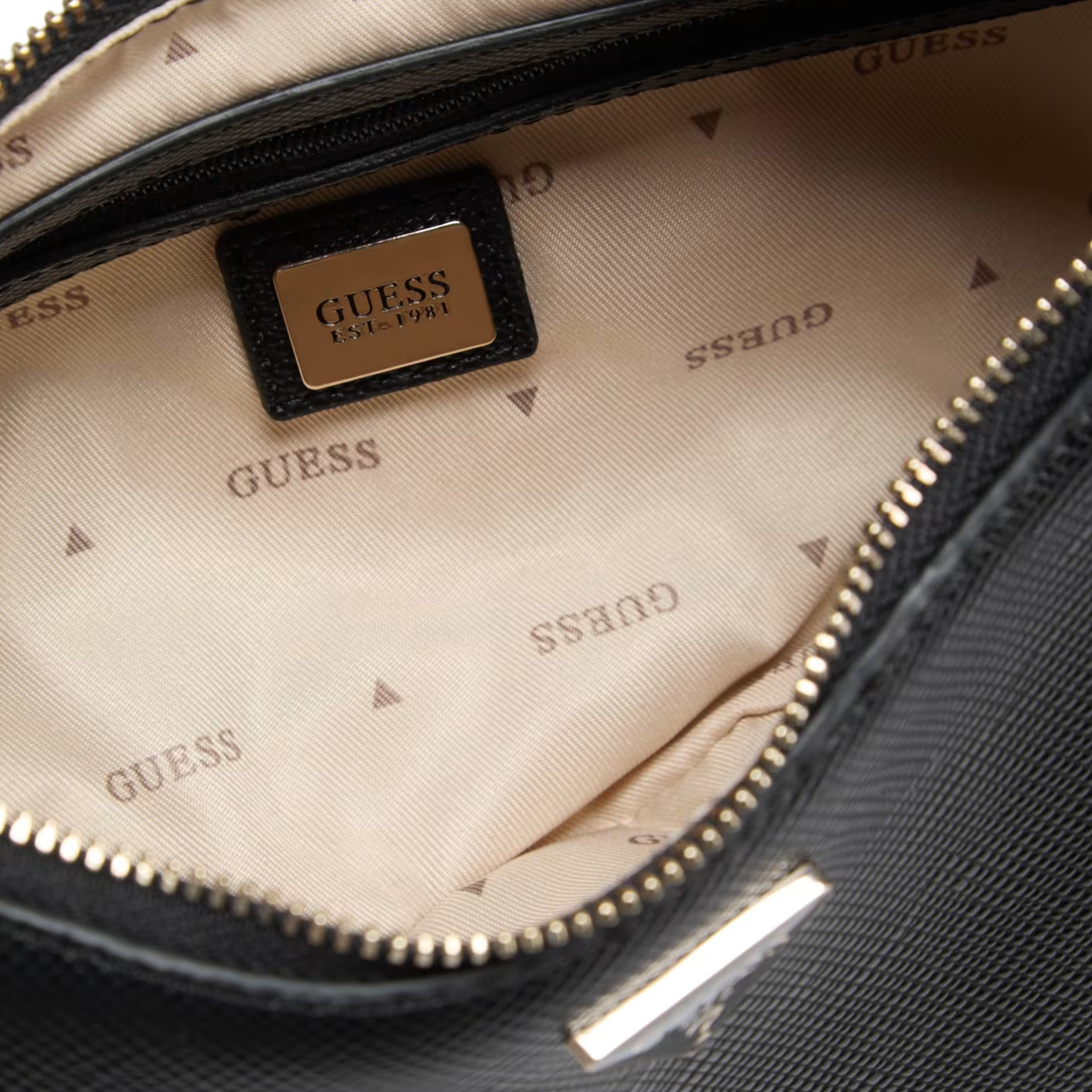 Guess Women Gilda Hobo Bag - Black