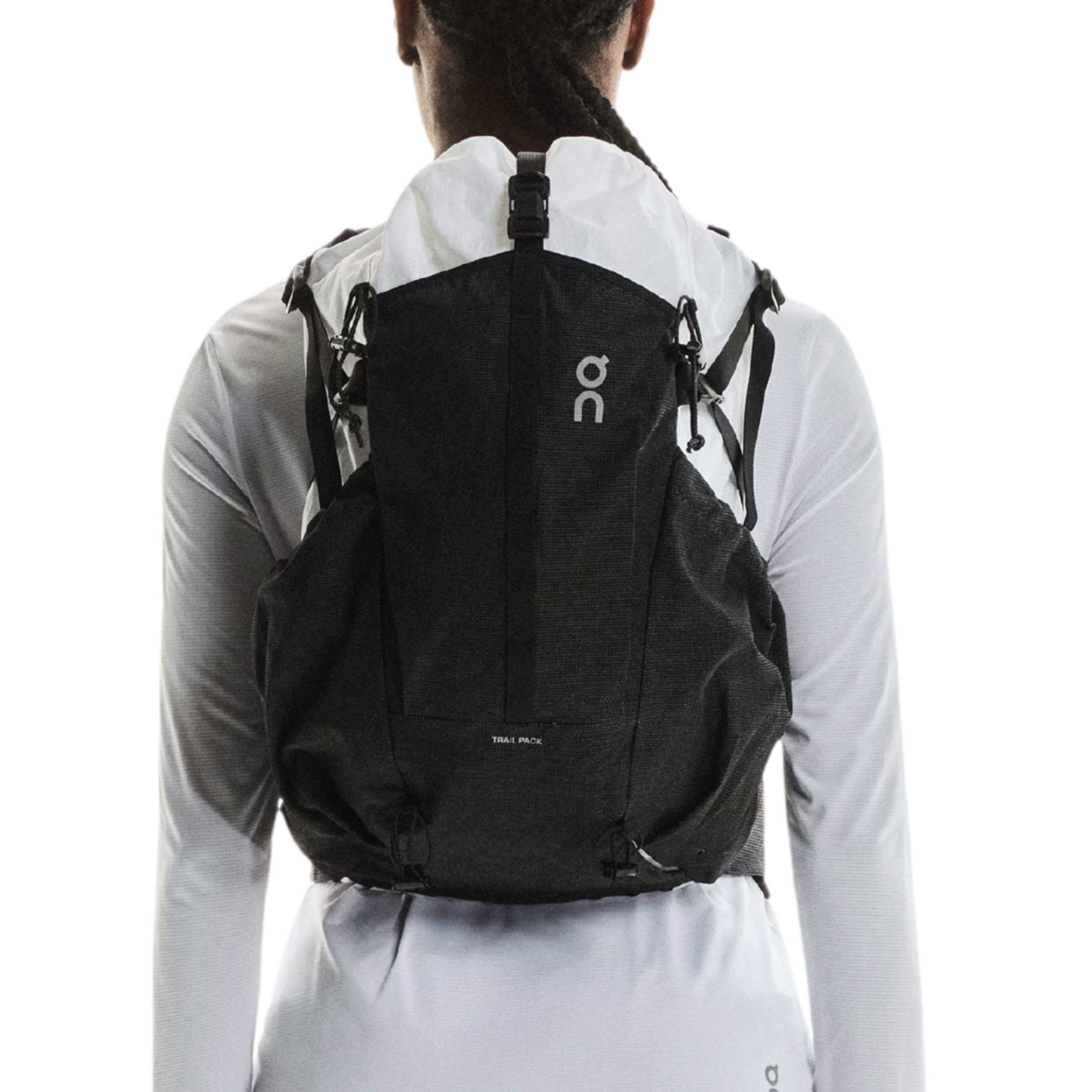 On Trail Pack 20L - White Black