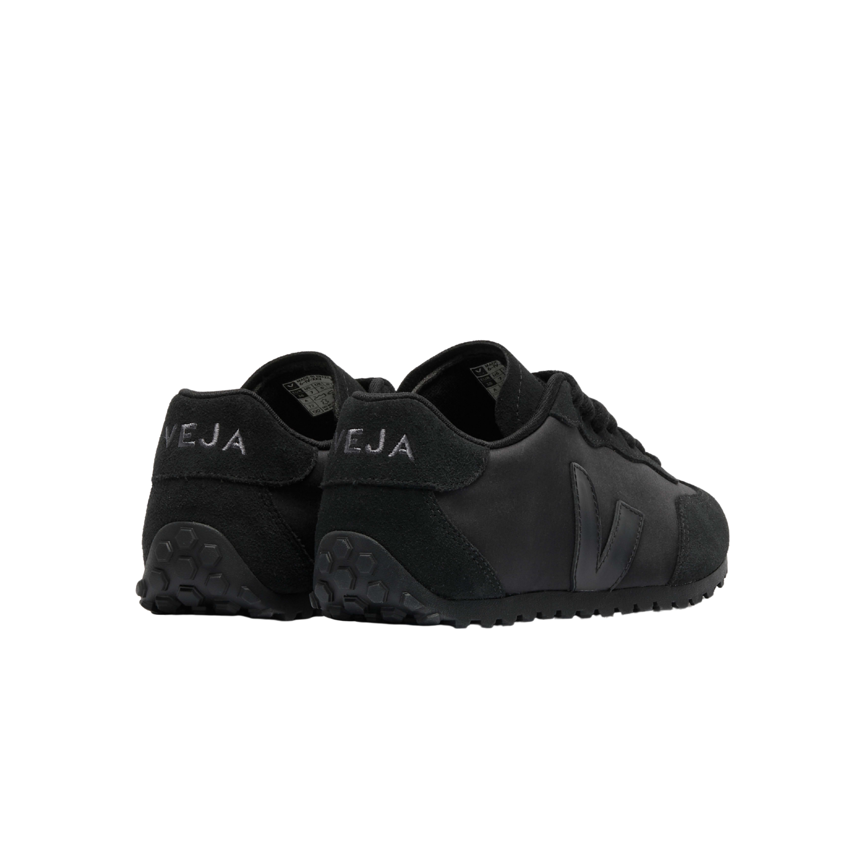 Veja Women GT - Full Black