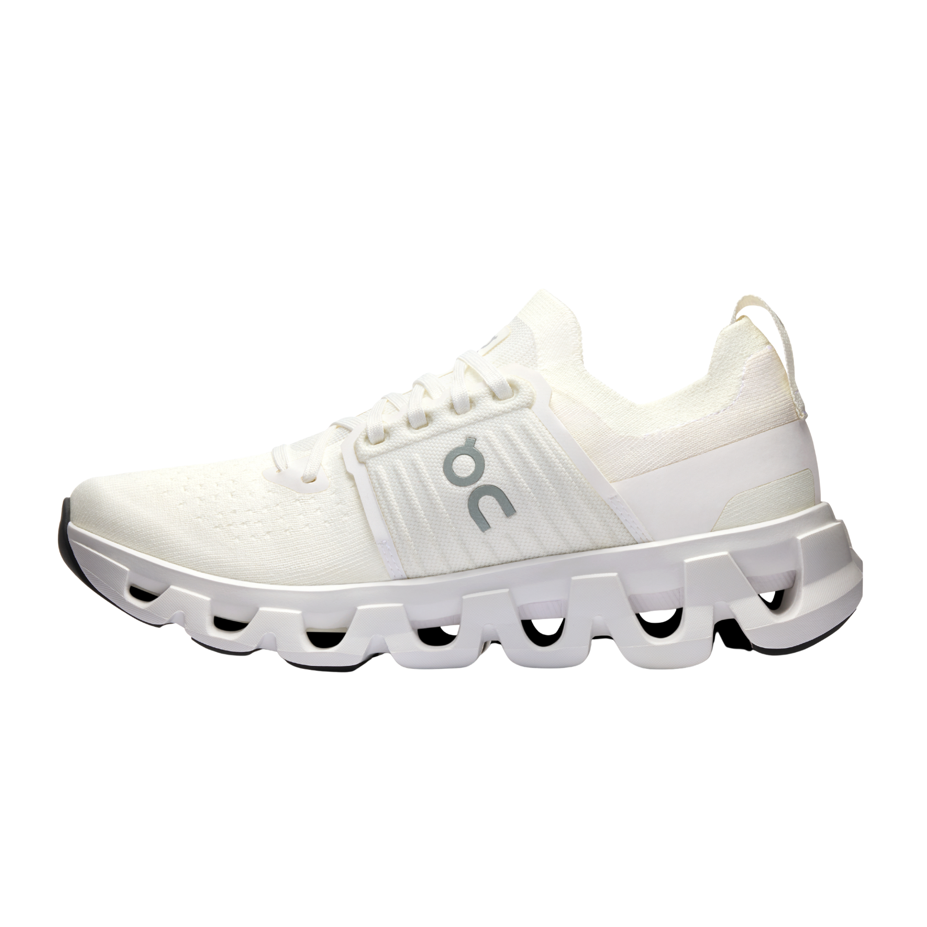 ON Women Cloudswift 4 - White