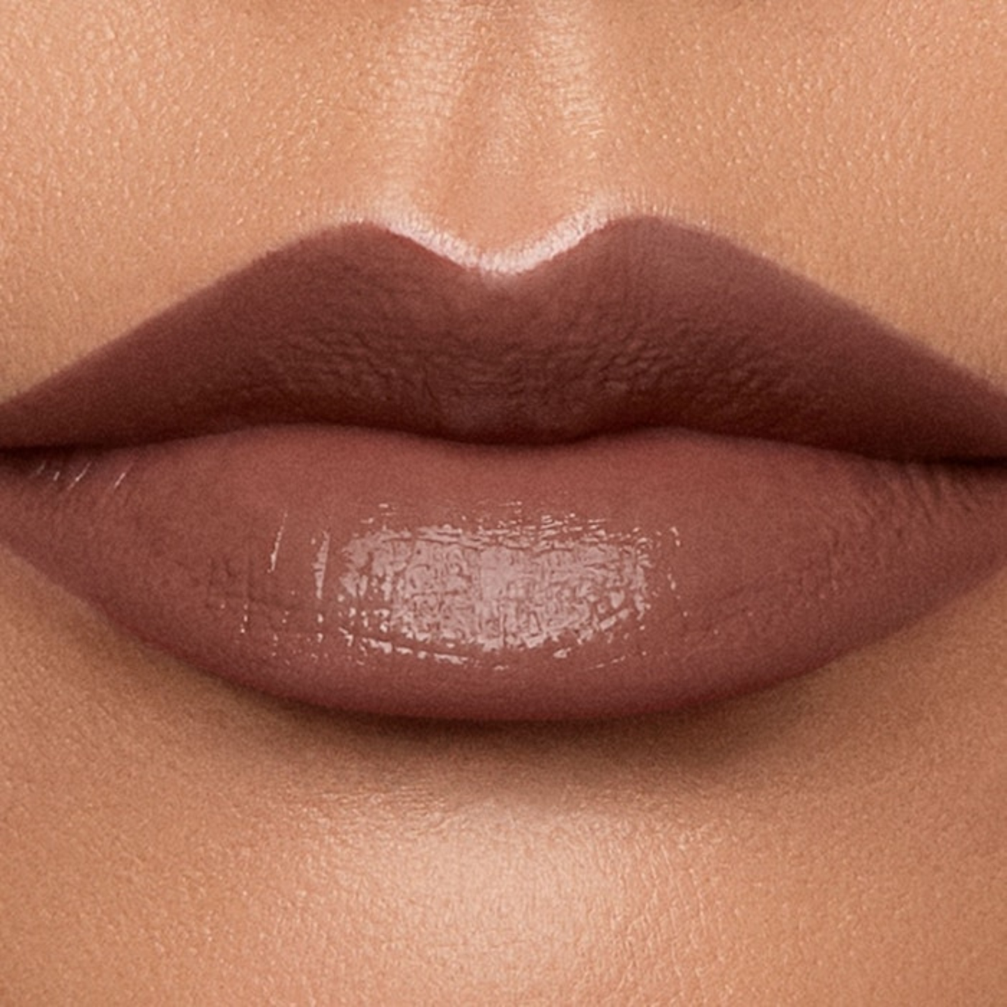 Hourglass Unlocked Satin Crème Lipstick - Shore 306