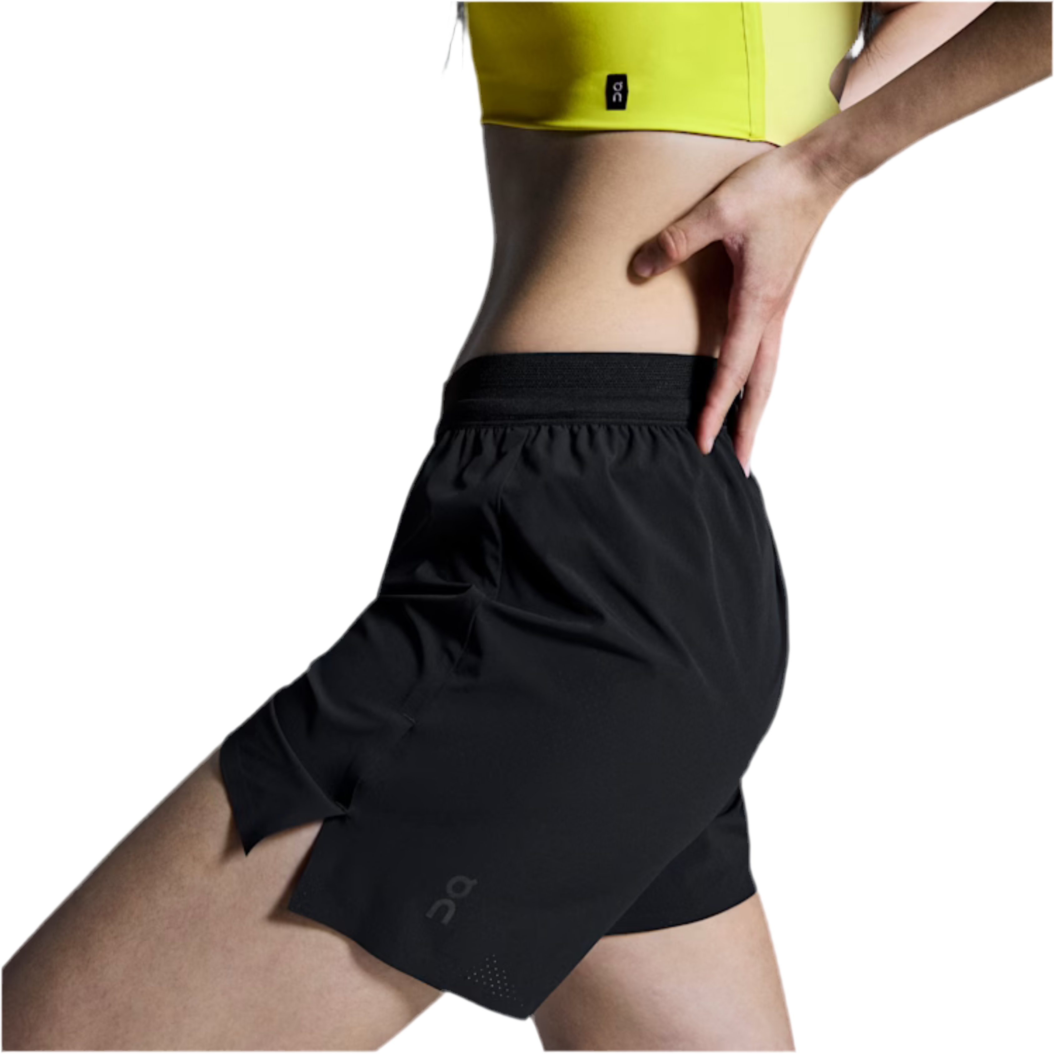 ON Women 5" Performance Shorts - Black