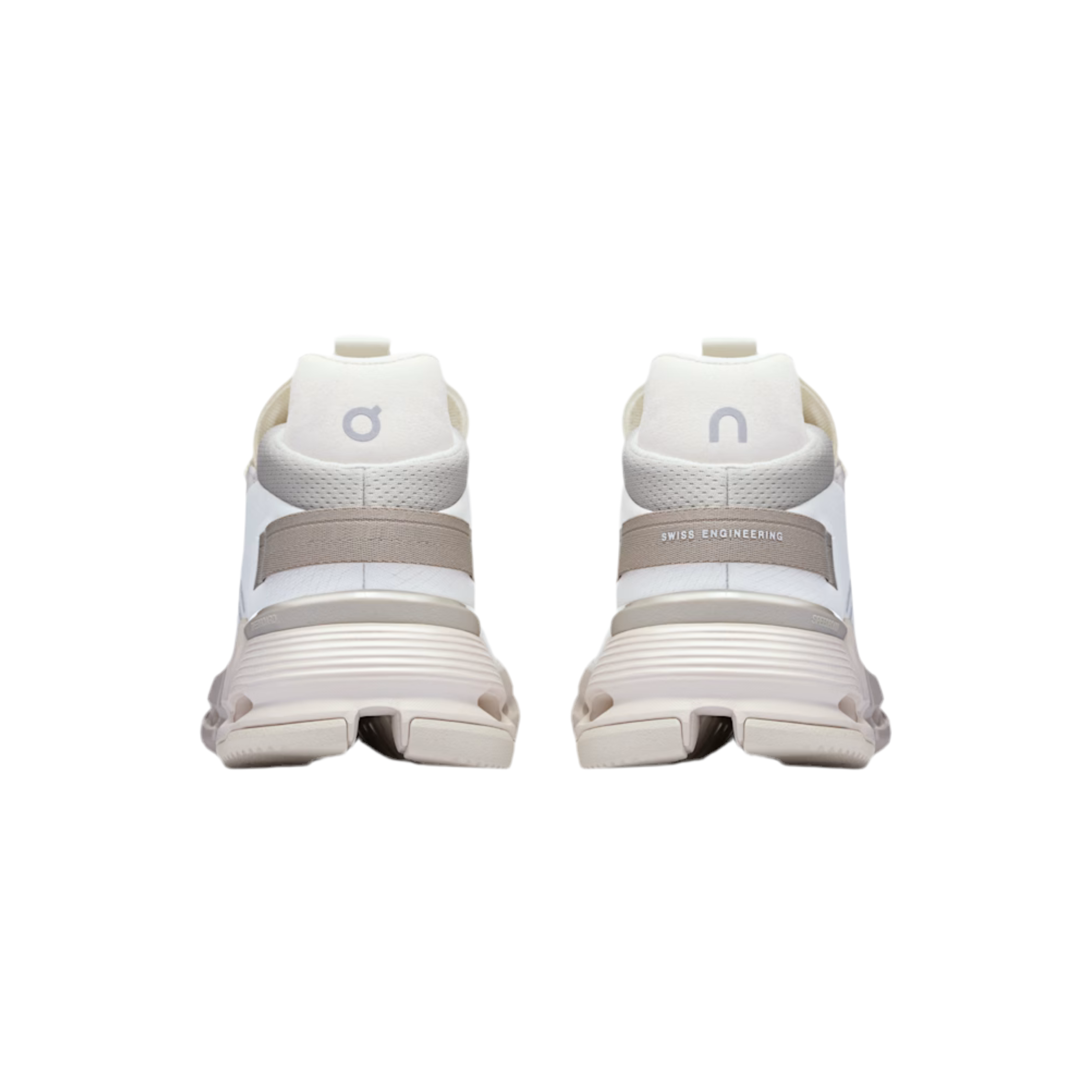 ON Women Cloudnova 2 - Ice Sand