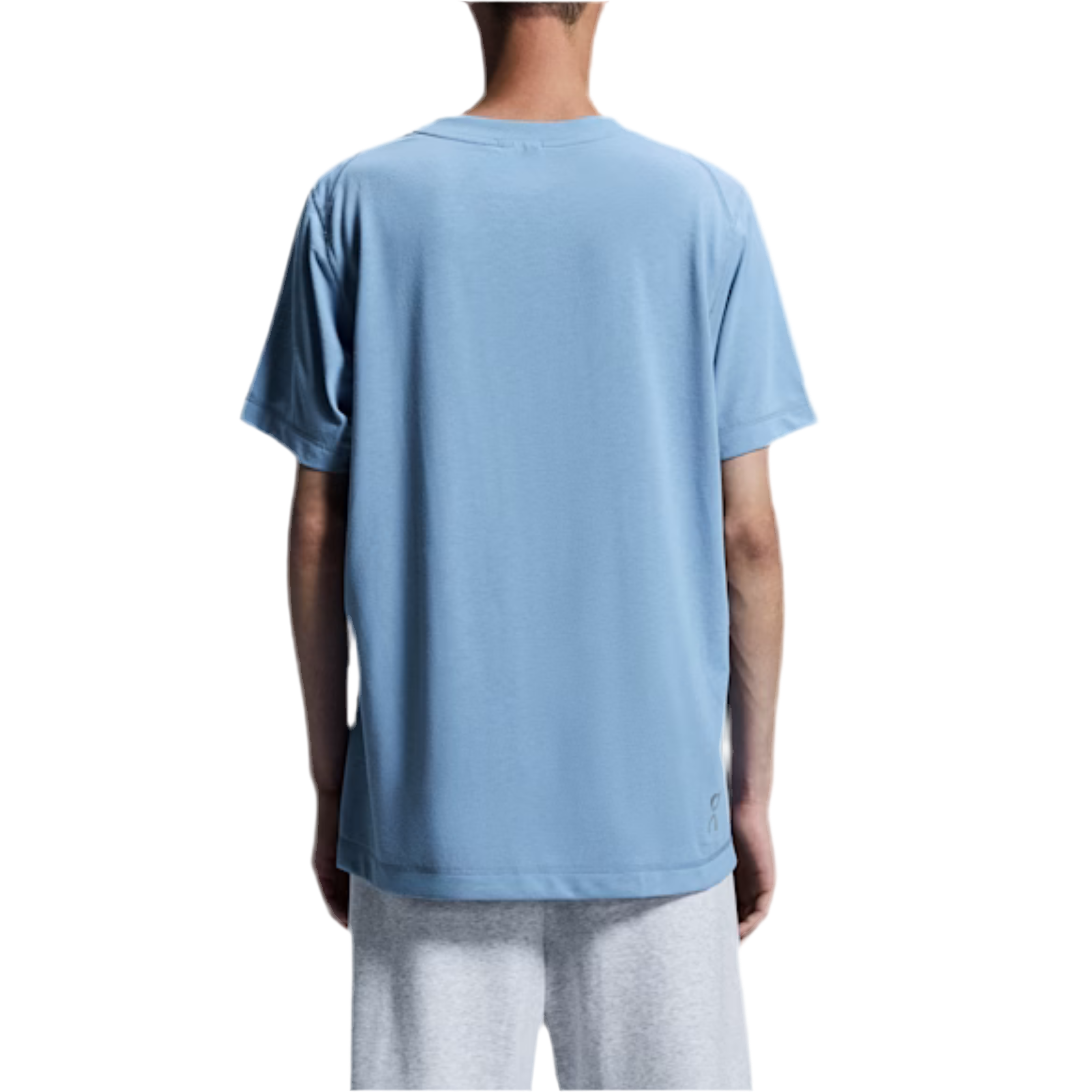 ON Men Train-T - Chambray