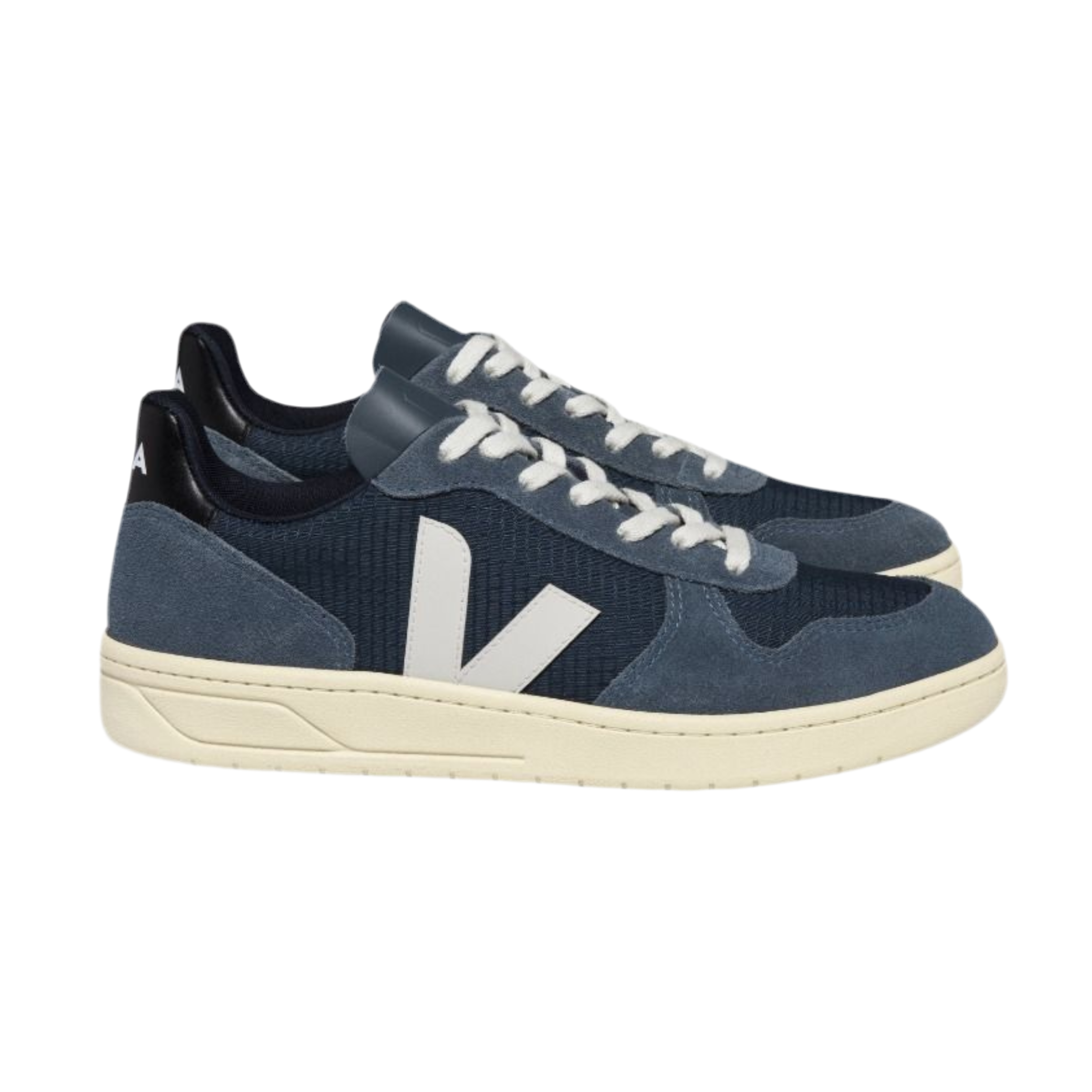 Veja Women V-10 - Nautico Pierre