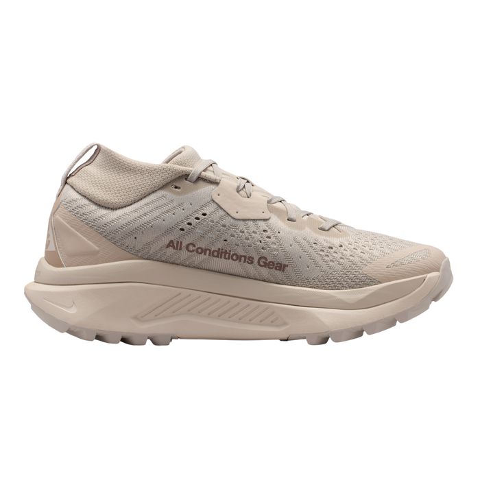 Nike Women ACG Zegama Trail - Cream II Safety Orange Light Orewood Brown