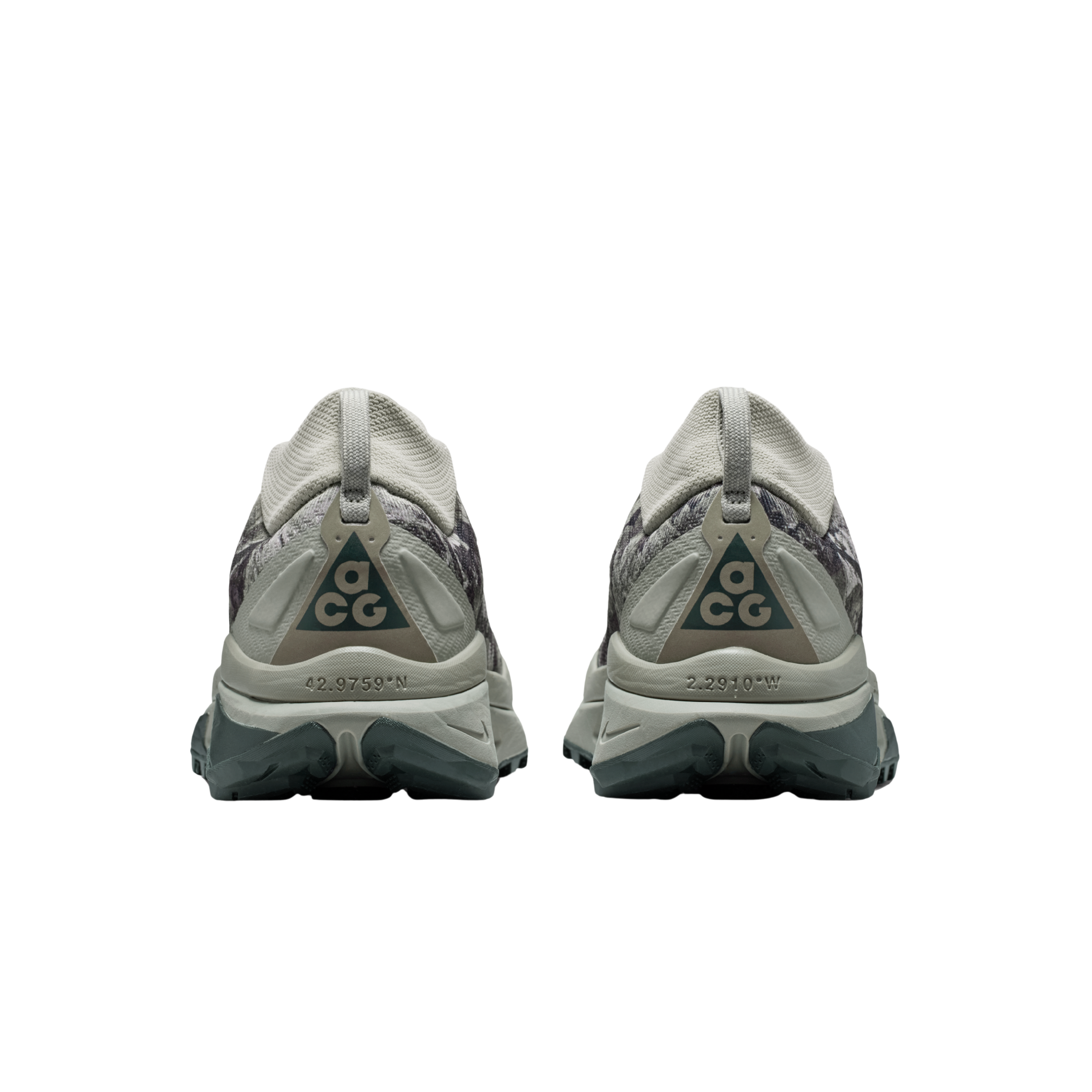 Nike Women ACG Zegama Trail - Spruce Fog Sea Glass Black