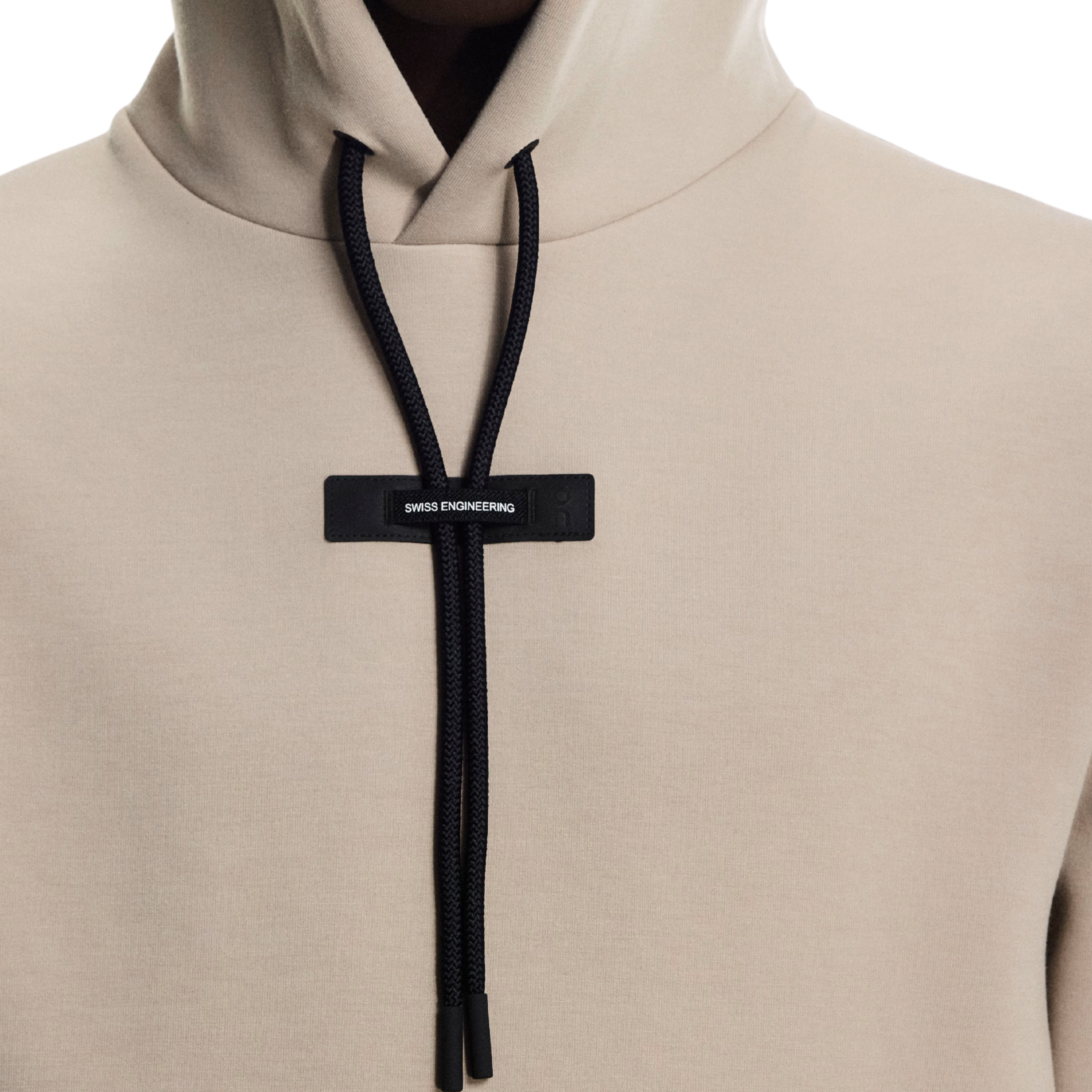 ON Men Focus Tech Hoodie - Desert