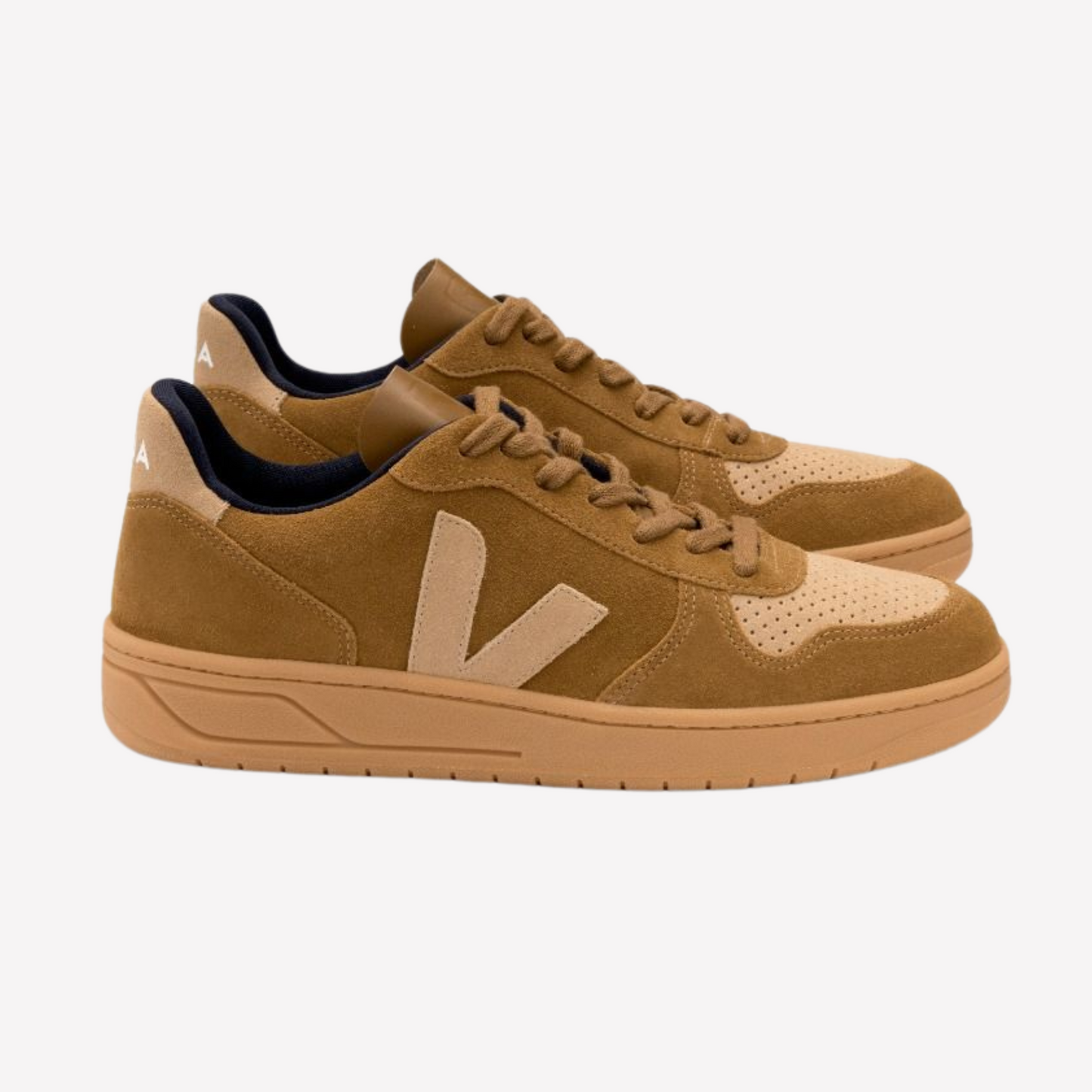 Veja Men V-10 - Suede Camel Desert