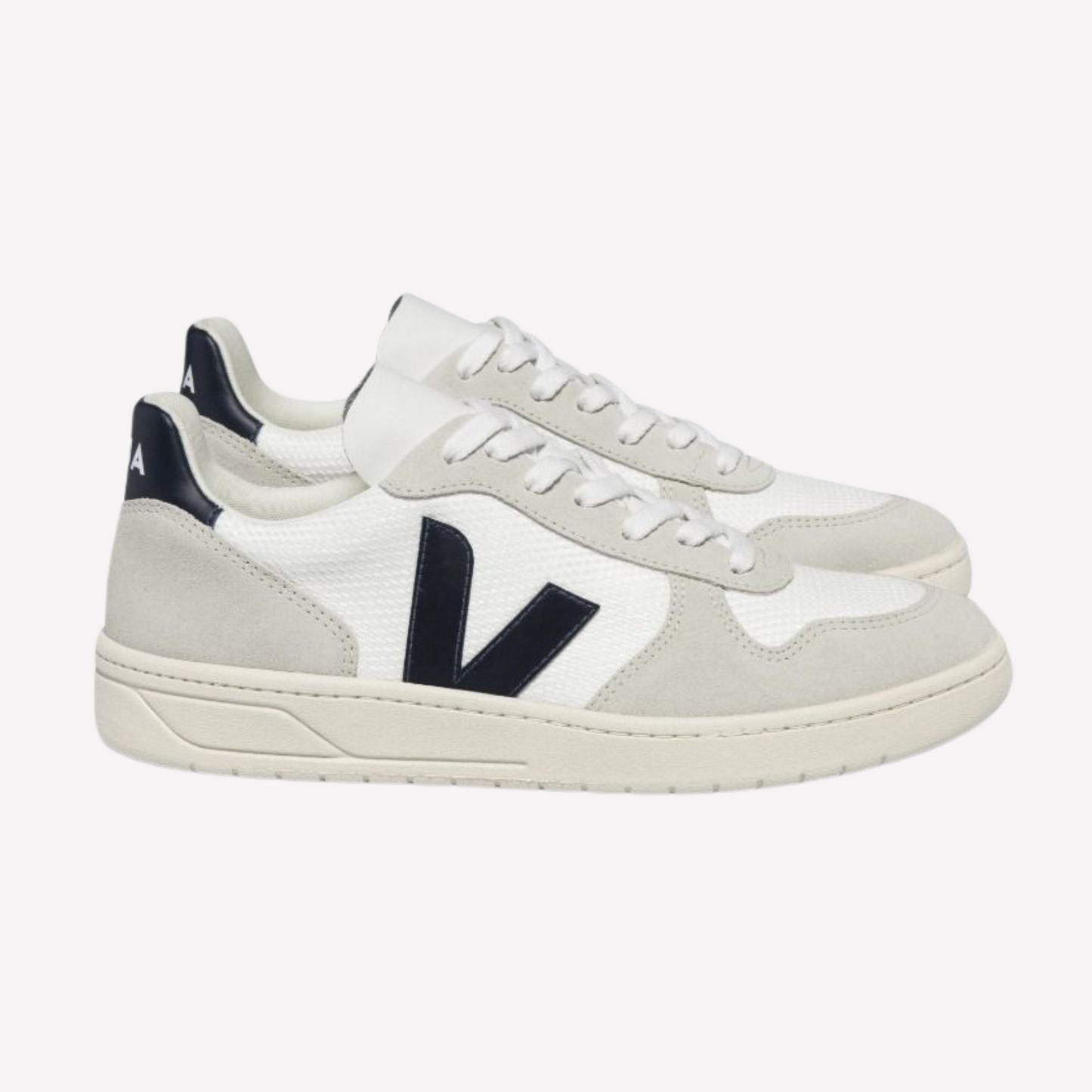 Veja Women V-10 - White Nautico