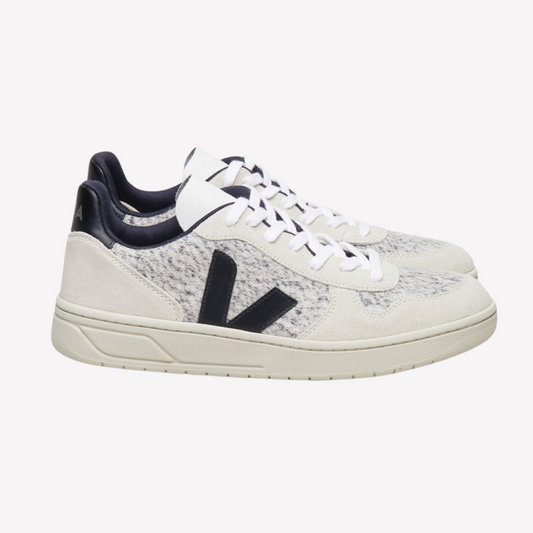 Veja Women V-10 - Snow Black