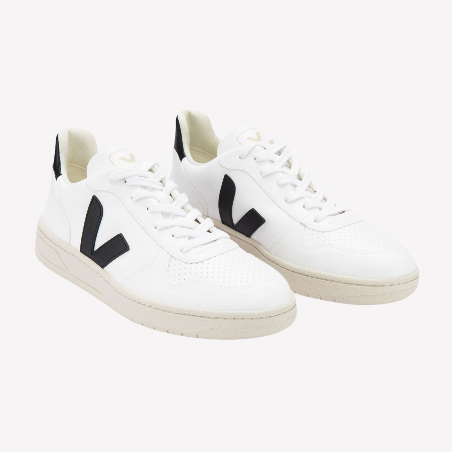 Veja Men V-10 - White Black