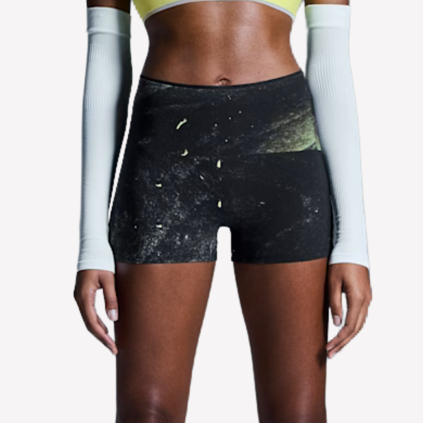 ON Women Race Tights Short - Black Limelight