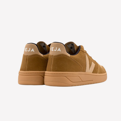 Veja Men V-10 - Suede Camel Desert