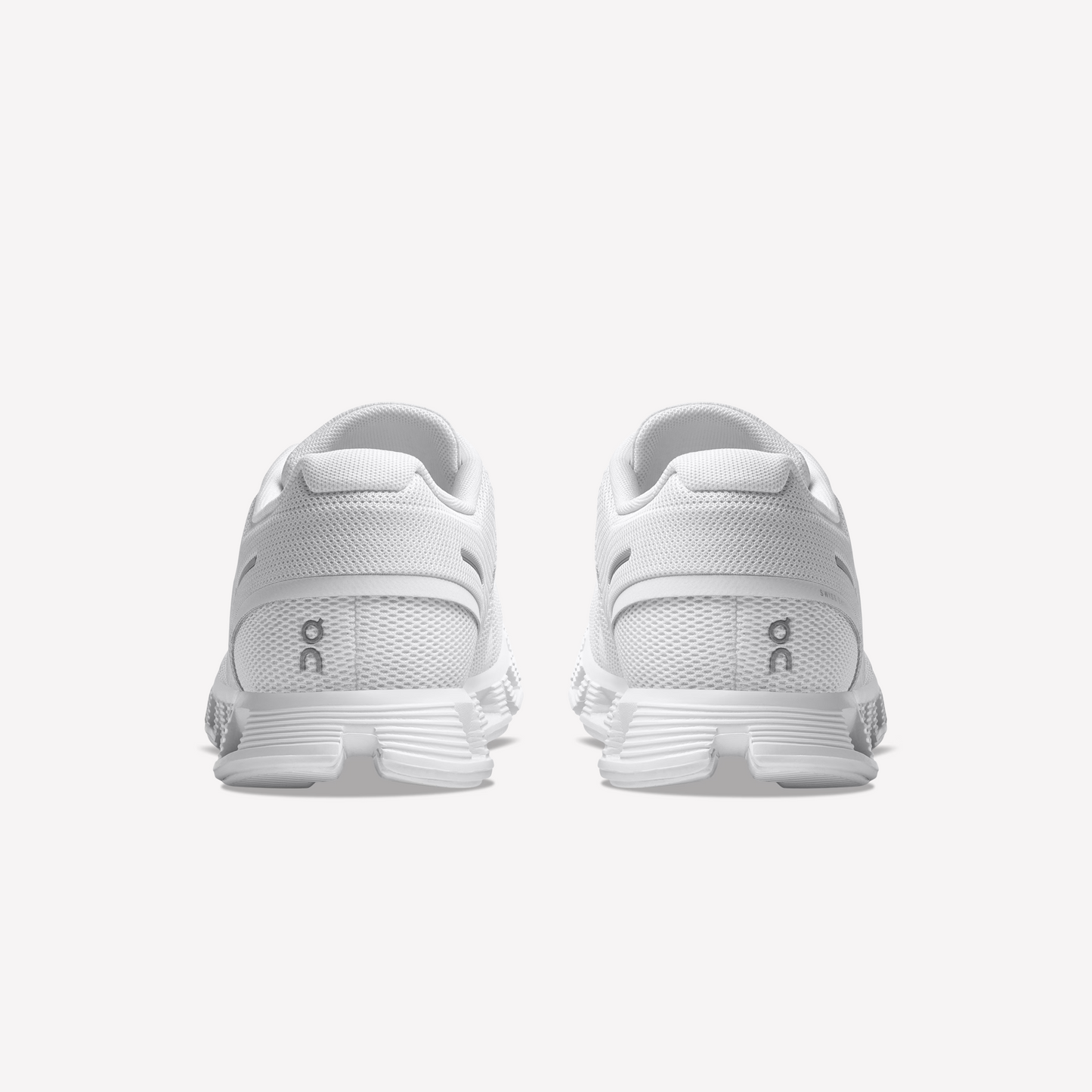 ON Women Cloud 5 - All White