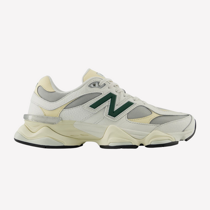 New Balance Women 9060 - Sea Salt Marsh Green