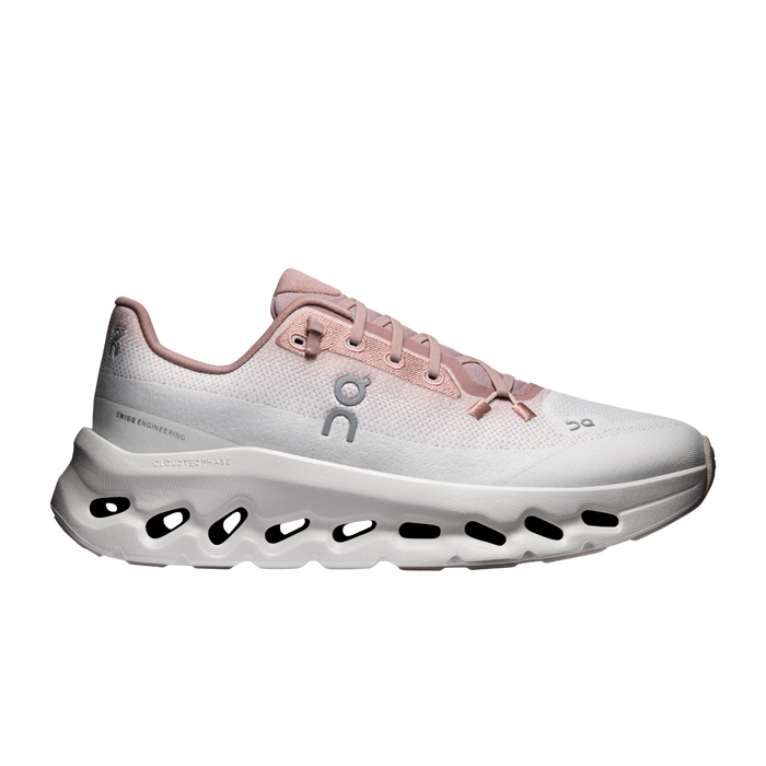ON Women Cloudtilt - Biscuit Ivory