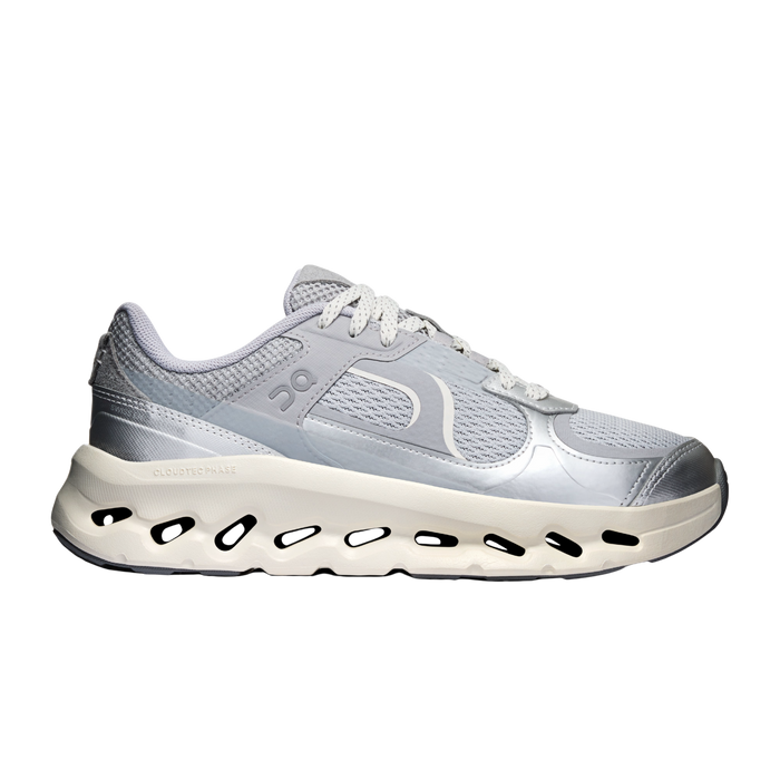 ON Women Cloudtilt Arc - Alloy Ivory