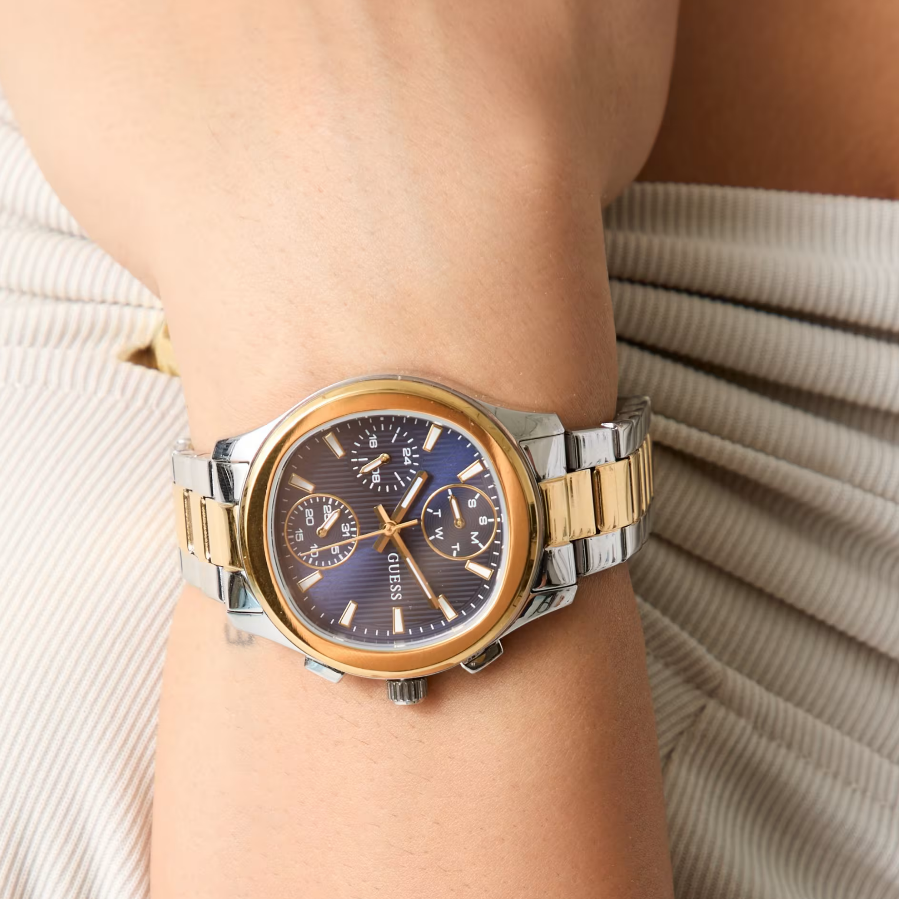 Guess Women Recycled Steel Multi Function Watch GW1031L3 - White Multi Azul