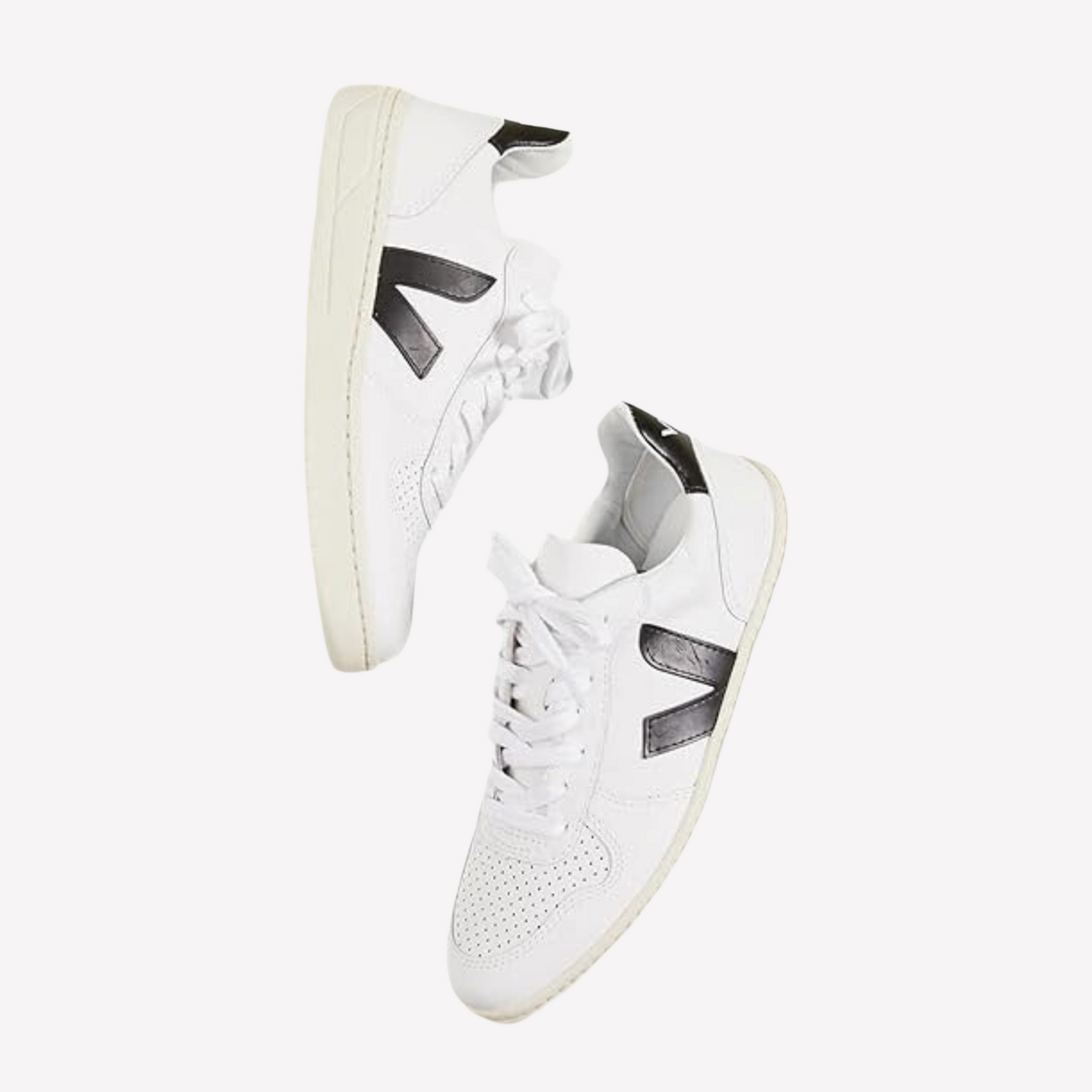 Veja Men V-10 - White Black