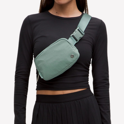 Lululemon Everywhere Belt Bag - Crater Blue