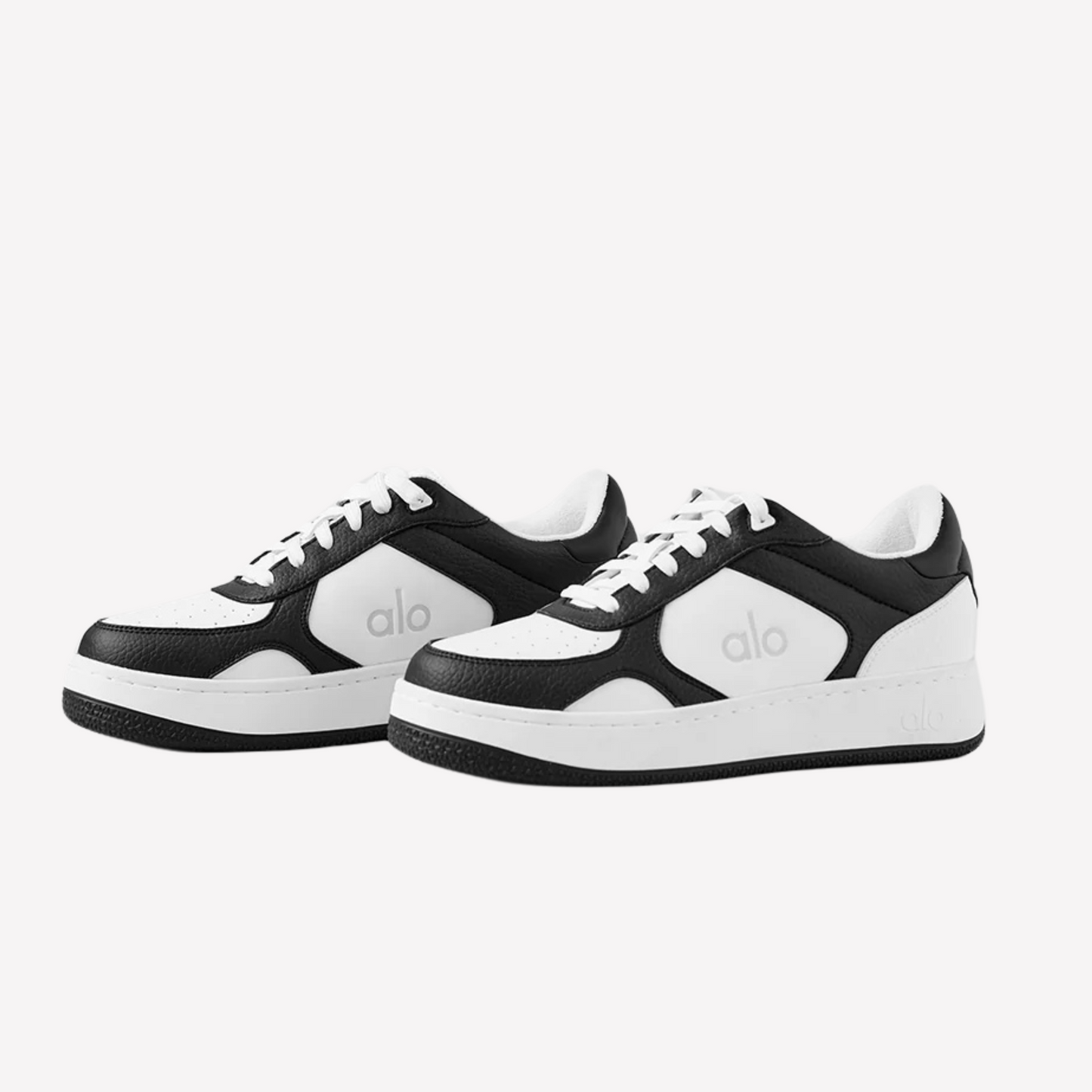 Alo Women Recovery Mode Sneaker - Black White