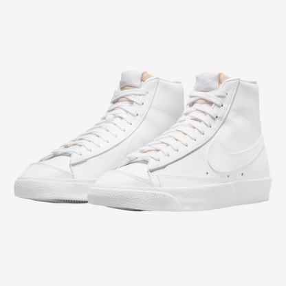 Nike Women's Blazer Mid '77 - Full White